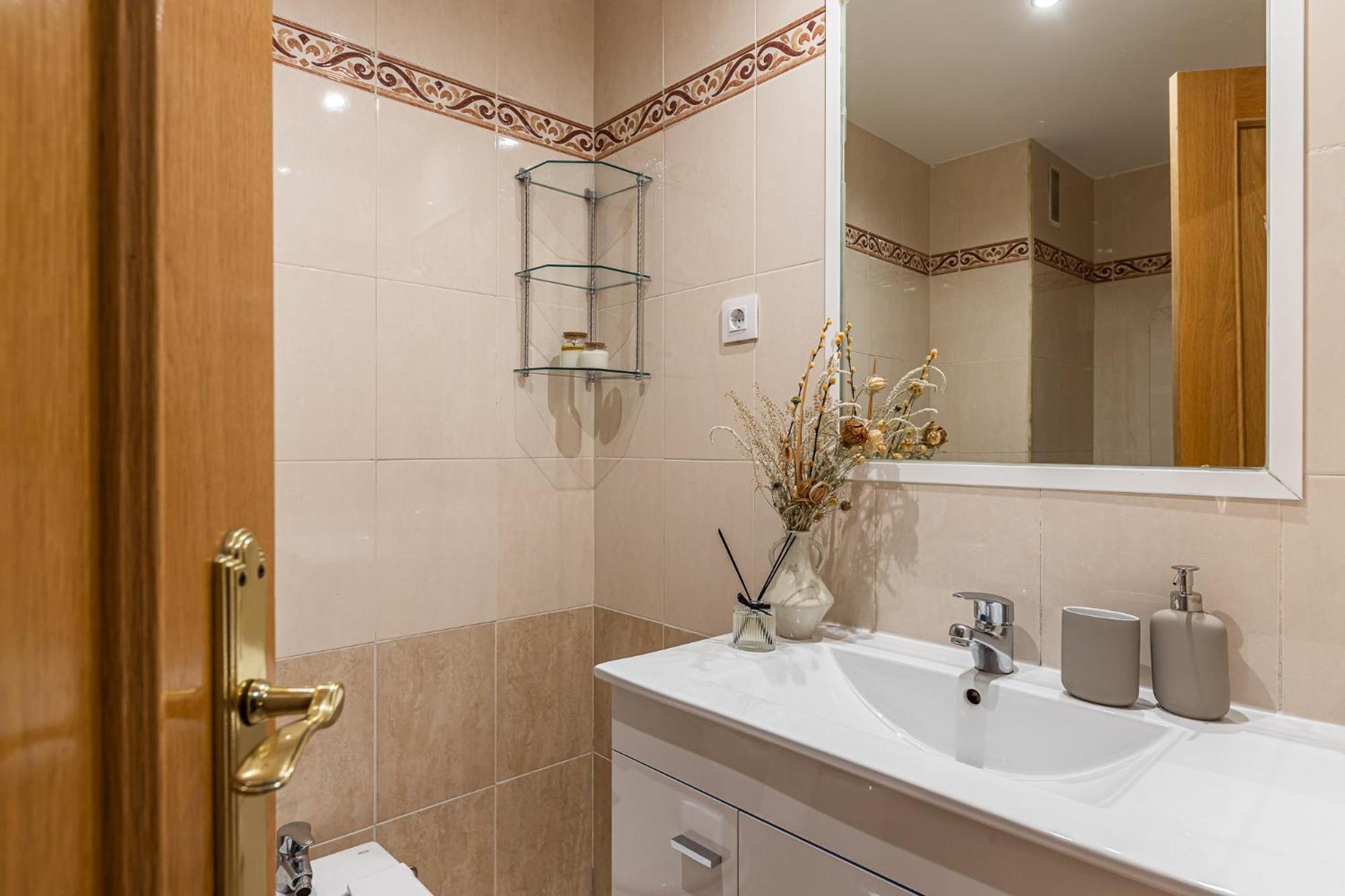 Waou Gran Via Apartment IV - Corta Duracion Madrid Bagian luar foto